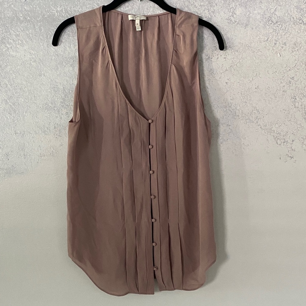 Jore Women's Sleeveless Button-Down Top Size Medium / Preowned